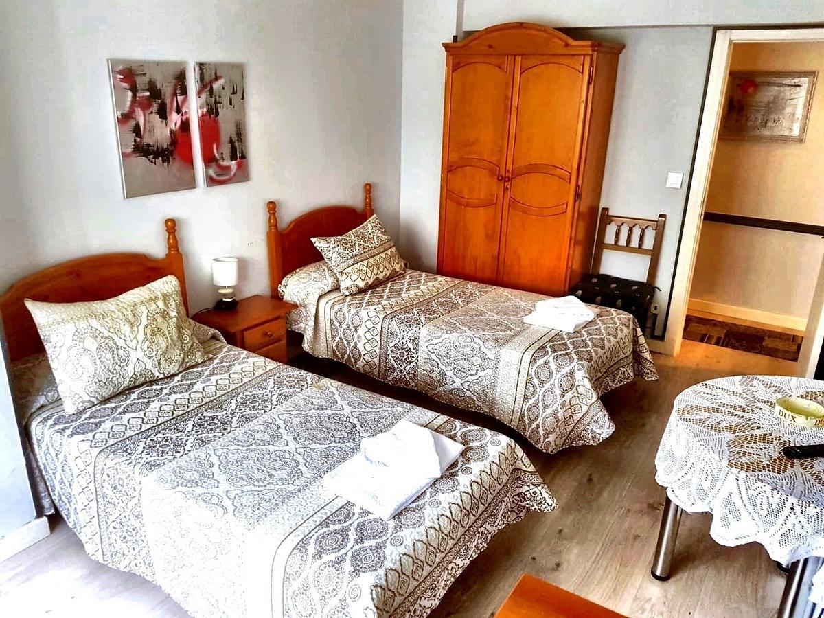 Hostal El Pesquero Burgo Zewnętrze zdjęcie